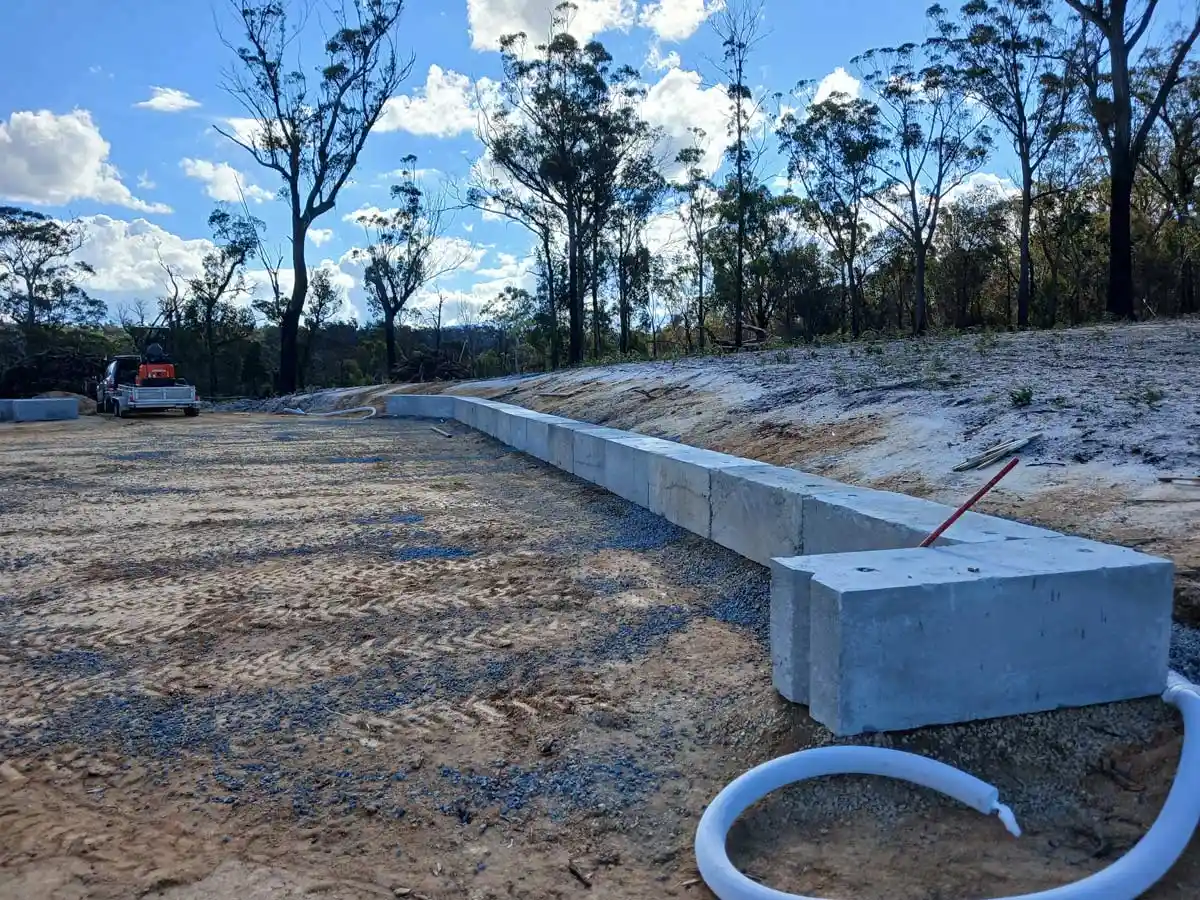 Binalong Bay retaining wall and earthworks